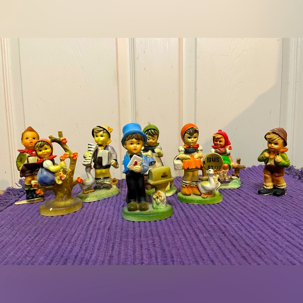 Hummel lookalike plastic set